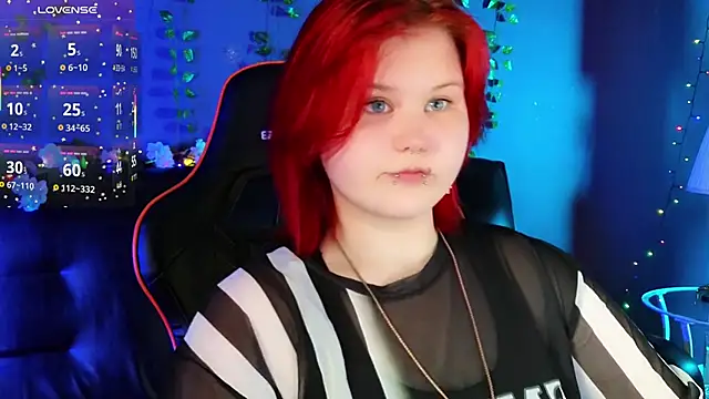 Snapshot of fillisfox_ chatting on 09/20/25, 03:24 fillisfox online show from 09/20/25, 03:24