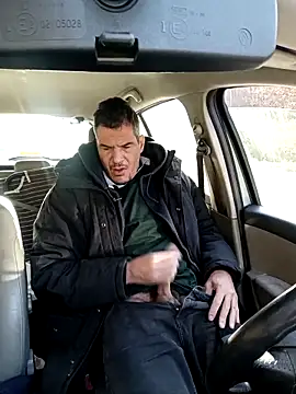 twitshe online show from 11/22/25, 09:08