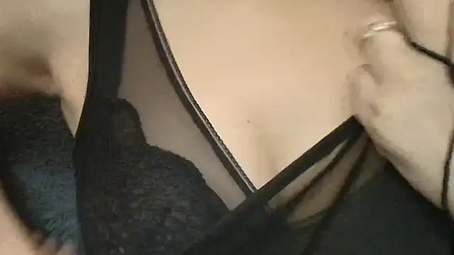 Snapshot of SWEET-18-TEEN chatting on 11/02/25, 06:54 SWEET-18-TEEN online show from 11/02/25, 06:54