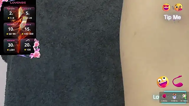 Snapshot of SWEET-18-TEEN chatting on 11/07/25, 07:14 SWEET-18-TEEN online show from 11/07/25, 07:14