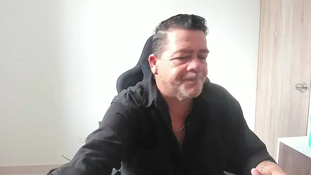massimo dannger online show from 10/21/25, 07:36