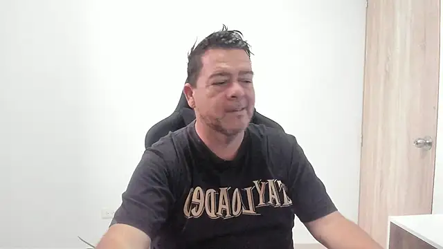 massimo dannger online show from 10/23/25, 12:59