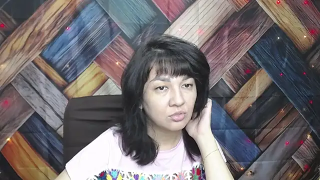 SelenaFly online show from 09/24/25, 05:11