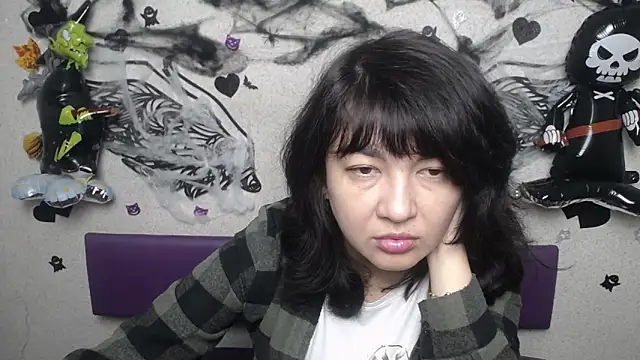 SelenaFly online show from 11/04/25, 06:01