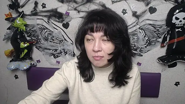 SelenaFly online show from 11/05/25, 06:02