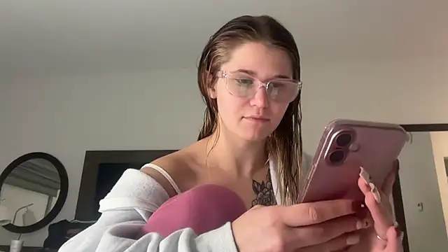 Riley ray69 online show from 10/02/25, 02:51