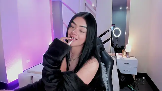 EmmaStonns online show from 09/10/25, 01:16