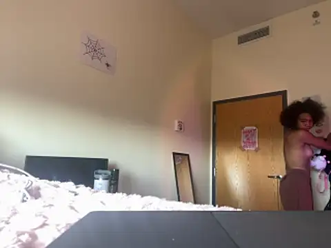 Snapshot of luvrgrllani chatting on 11/20/25, 07:24 luvrgrllani online show from 11/20/25, 07:24