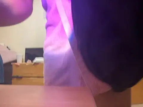 Snapshot of luvrgrllani chatting on 11/24/25, 01:49 luvrgrllani online show from 11/24/25, 01:49