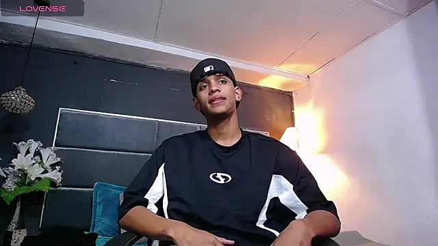 jhos padill online show from 11/22/25, 01:43