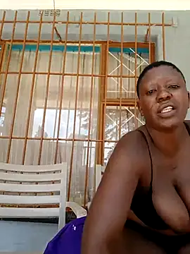 Snapshot of DarkQueen_94 chatting on 02/27/26, 09:31 DarkQueen 94 online show from 02/27/26, 09:31