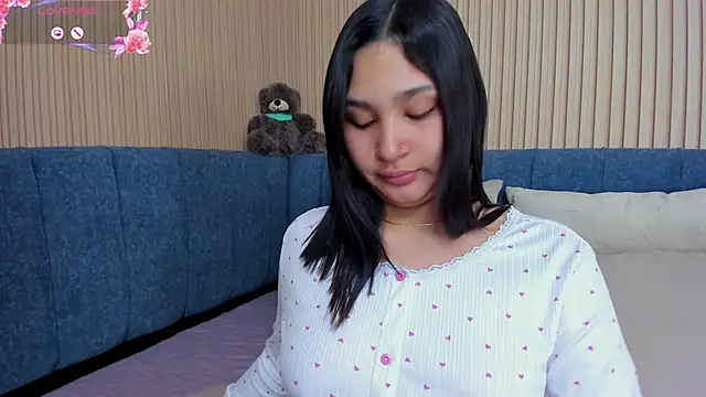 angel ponce online show from 12/15/25, 07:07