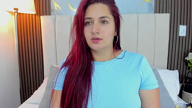 Victoria Guzman online show from 07/08/26, 03:16