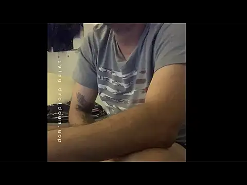 Snapshot of BurcuMertizmir chatting on 10/24/25, 03:47 BurcuMertizmir online show from 10/24/25, 03:47