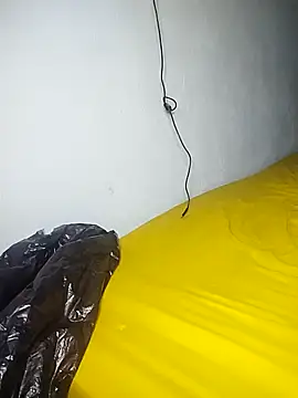 Snapshot of lucerocutte chatting on 09/14/25, 06:01 lucerocutte online show from 09/14/25, 06:01