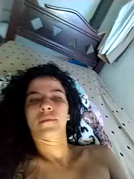 Snapshot of lucerocutte chatting on 11/22/25, 06:07 lucerocutte online show from 11/22/25, 06:07