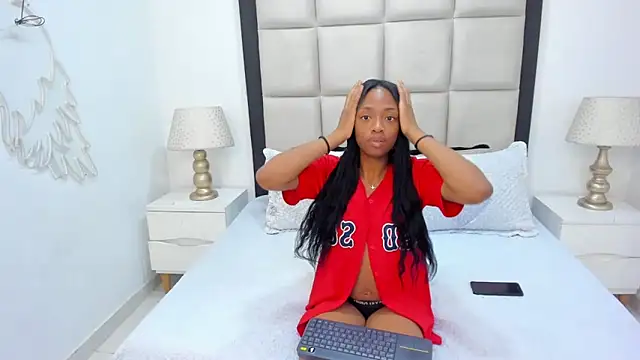 ElisabettaMonroy online show from 10/08/25, 12:58