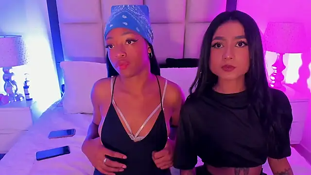 Snapshot of ElisabettaMonroy chatting on 11/12/25, 05:35 ElisabettaMonroy online show from 11/12/25, 05:35