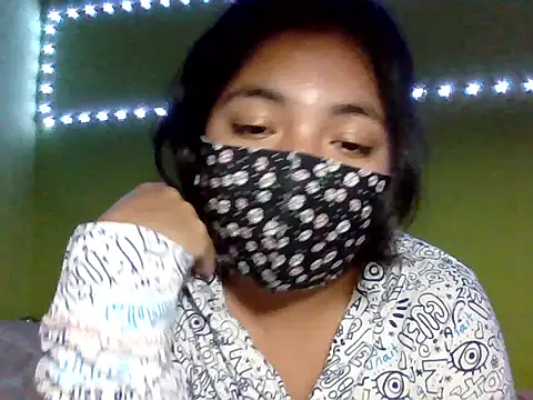 Snapshot of Cony_momy chatting on 09/19/25, 04:03 Cony momy online show from 09/19/25, 04:03