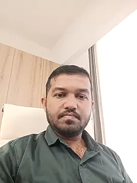 Snapshot of VJ17 chatting on 12/19/25, 04:41 VJ17 online show from 12/19/25, 04:41