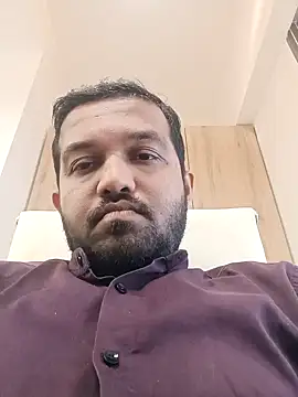 Snapshot of VJ17 chatting on 01/08/26, 10:28 VJ17 online show from 01/08/26, 10:28