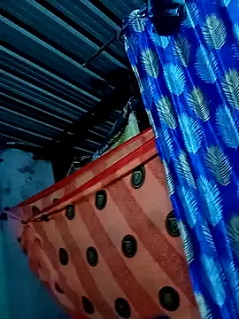 Snapshot of Hot_ronak chatting on 09/24/25, 04:43 Hot ronak online show from 09/24/25, 04:43