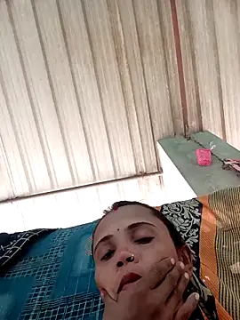 Snapshot of Hot_ronak chatting on 10/29/25, 07:10 Hot ronak online show from 10/29/25, 07:10