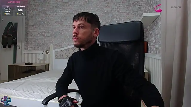 JonahShaw online show from 10/08/25, 04:32