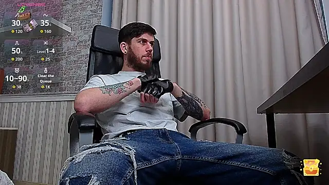 Snapshot of JonahShaw chatting on 02/09/26, 05:33 JonahShaw online show from 02/09/26, 05:33