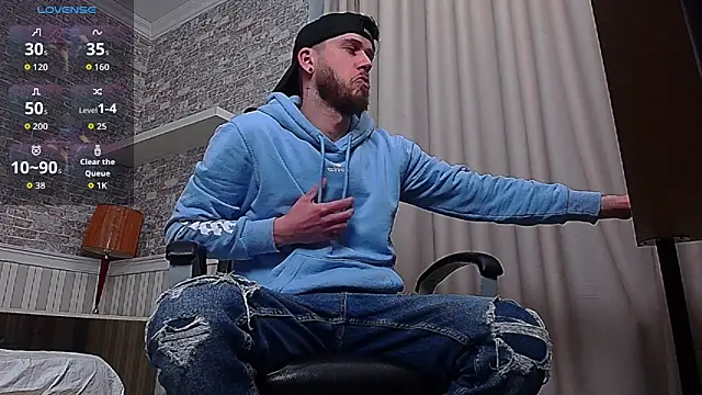 Snapshot of JonahShaw chatting on 02/28/26, 05:08 JonahShaw online show from 02/28/26, 05:08