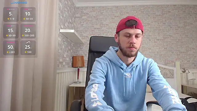 Snapshot of JonahShaw chatting on 04/19/26, 04:34 JonahShaw online show from 04/19/26, 04:34