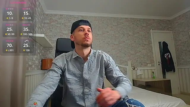 Snapshot of JonahShaw chatting on 05/21/26, 04:30 JonahShaw online show from 05/21/26, 04:30