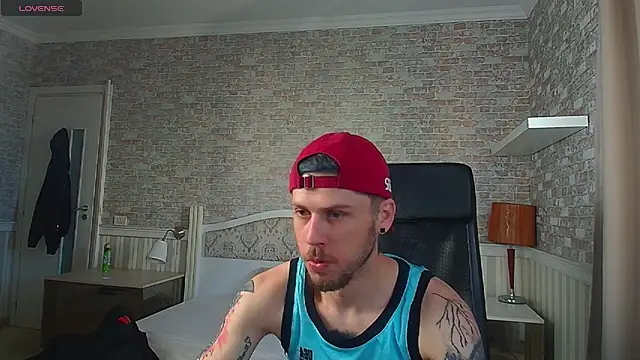 Snapshot of JonahShaw chatting on 05/27/26, 04:53 JonahShaw online show from 05/27/26, 04:53