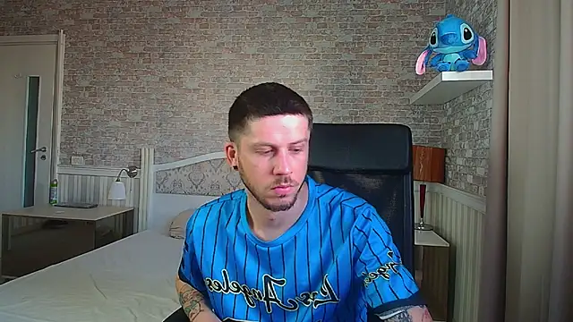 JonahShaw online show from 07/06/26, 05:15