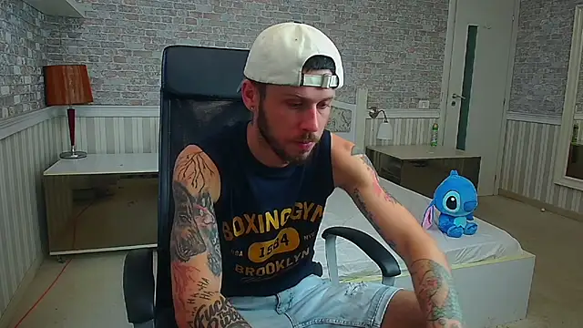 JonahShaw online show from 07/22/26, 04:37