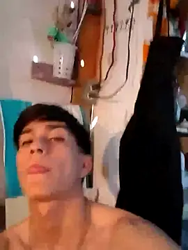 LUISSLEONN0958 online show from 09/14/25, 05:12