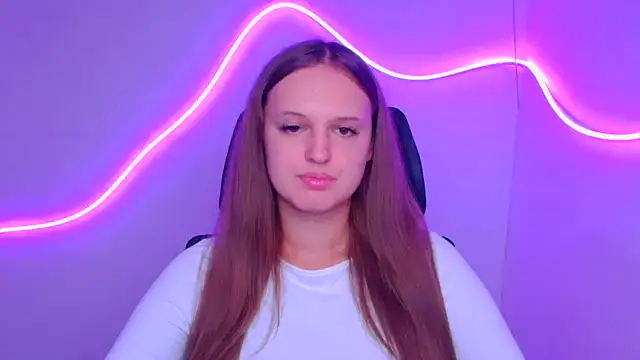 Aurora White online show from 09/19/25, 11:11