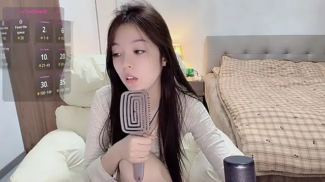 T-LL77- online show from 11/22/25, 04:28