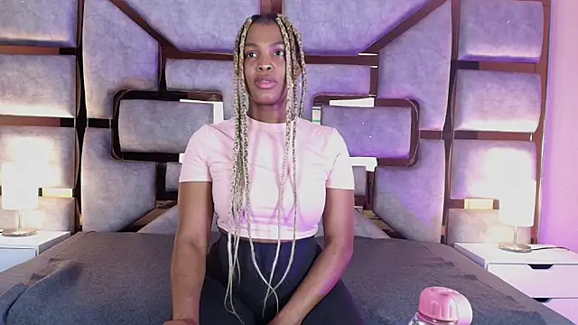 ArianaBeake online show from 11/19/25, 03:12