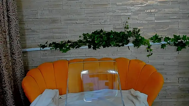 Snapshot of boobzilla_ chatting on 12/14/25, 08:13 boobzilla online show from 12/14/25, 08:13