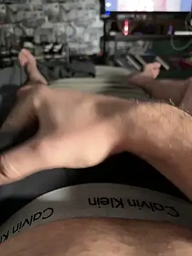 Snapshot of Ggowlad01 chatting on 12/14/25, 11:09 Ggowlad01 online show from 12/14/25, 11:09