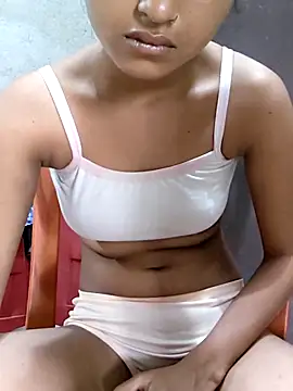 Tara2007 online show from 11/03/25, 05:09