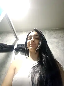 selena rous online show from 09/14/25, 04:33