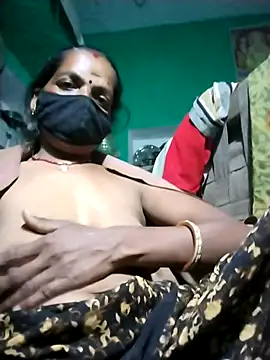 Sexi savita online show from 11/08/25, 11:36