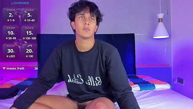 Leo Savage  online show from 09/15/25, 04:12