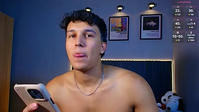 Leo Savage  online show from 07/25/26, 03:26