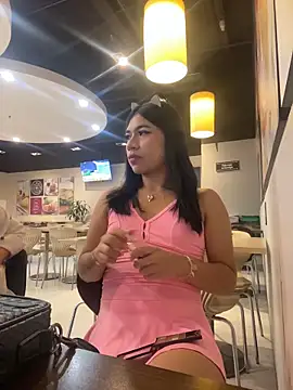 LiaSaenz27 online show from 10/15/25, 02:39