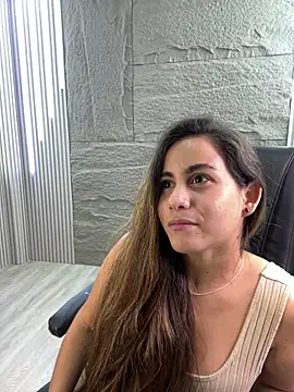 CamileX online show from 10/01/25, 01:39