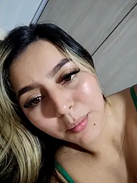 Snapshot of CelestePrince2 chatting on 11/10/25, 07:57 CelestePrince2 online show from 11/10/25, 07:57