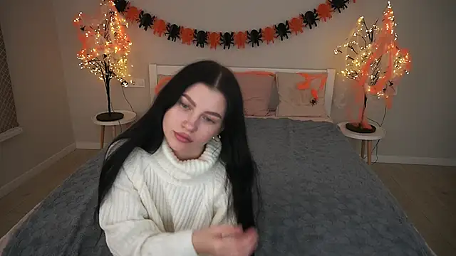 SkyBri i online show from 10/28/25, 01:58